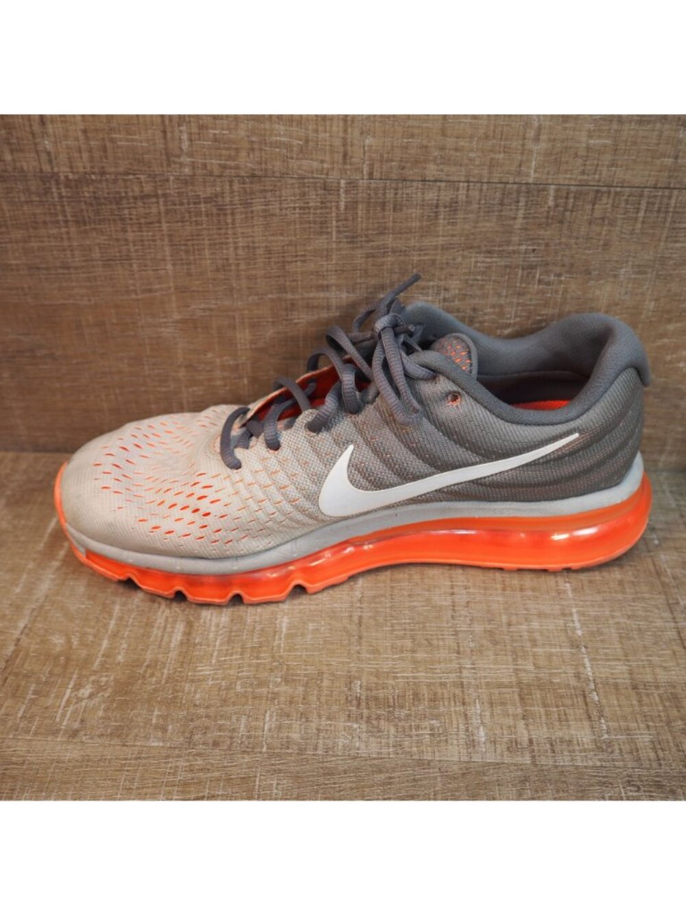 Nike Air Max 2017 Women's Running Shoes Gray Orange White US 9 849560-007 - Picture 7 of 13